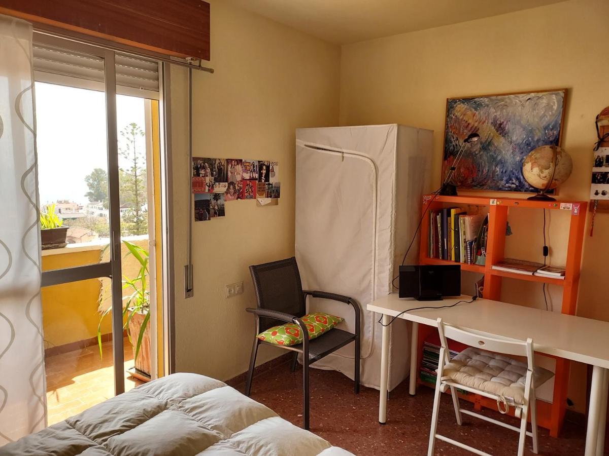 Pedregalejo Room Малага Екстериор снимка